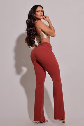 Calça Jeans Feminina Flare Modeladora Terracota - CH87