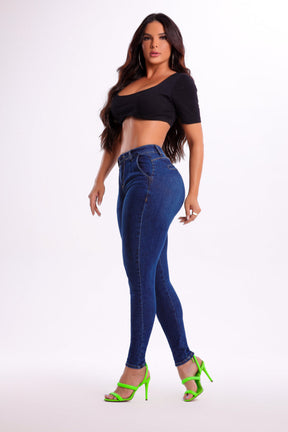 Calça Jeans Modeladora Surreal com Elastano - CH33