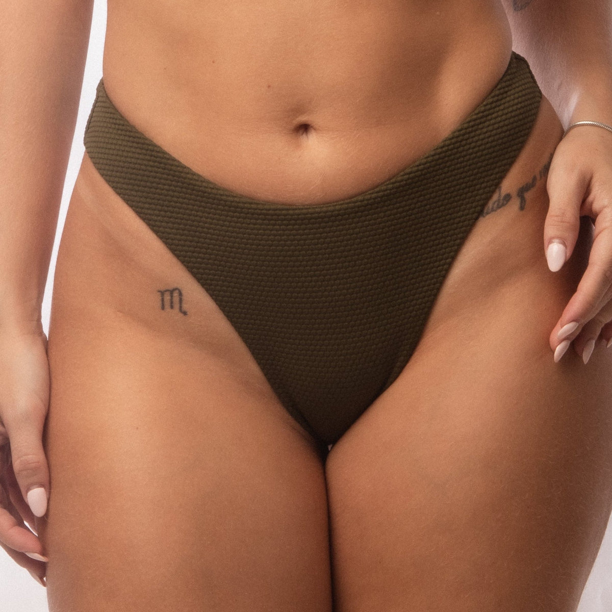 ASA DELTA RECORTE COLMÉIA VERDE MILITAR