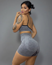 Conjunto Top + Shorts Fitness Feminino Empina Bumbum – Poliamida Premium e Zero Transparência