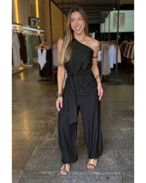 Conjunto Calça Jogger e Blusa Manga Única Com Cinto